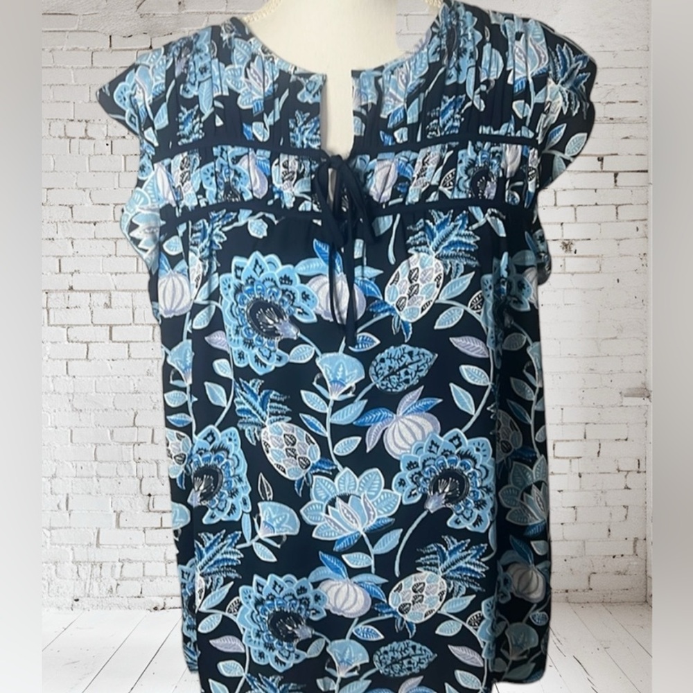 Loft smocked top cami style top, size L